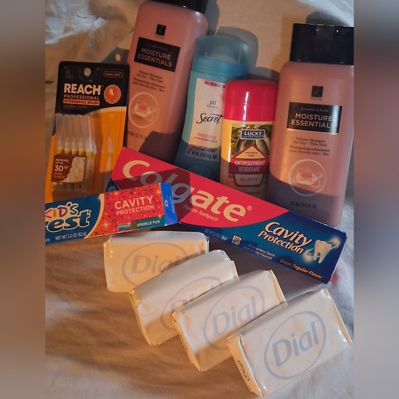 -Hygiene Essentials Bundle- - Picture 9 of 10